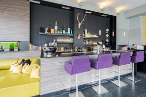 Bar (en el alojamiento)