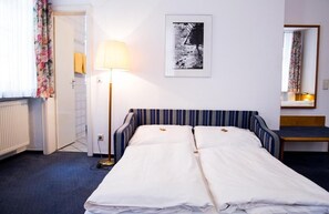 Quadruple Room - Hotel Am Rathaus (Heidelberg)