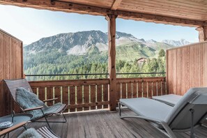 Deluxe Double Room, Balcony, Mountain View | Balcony