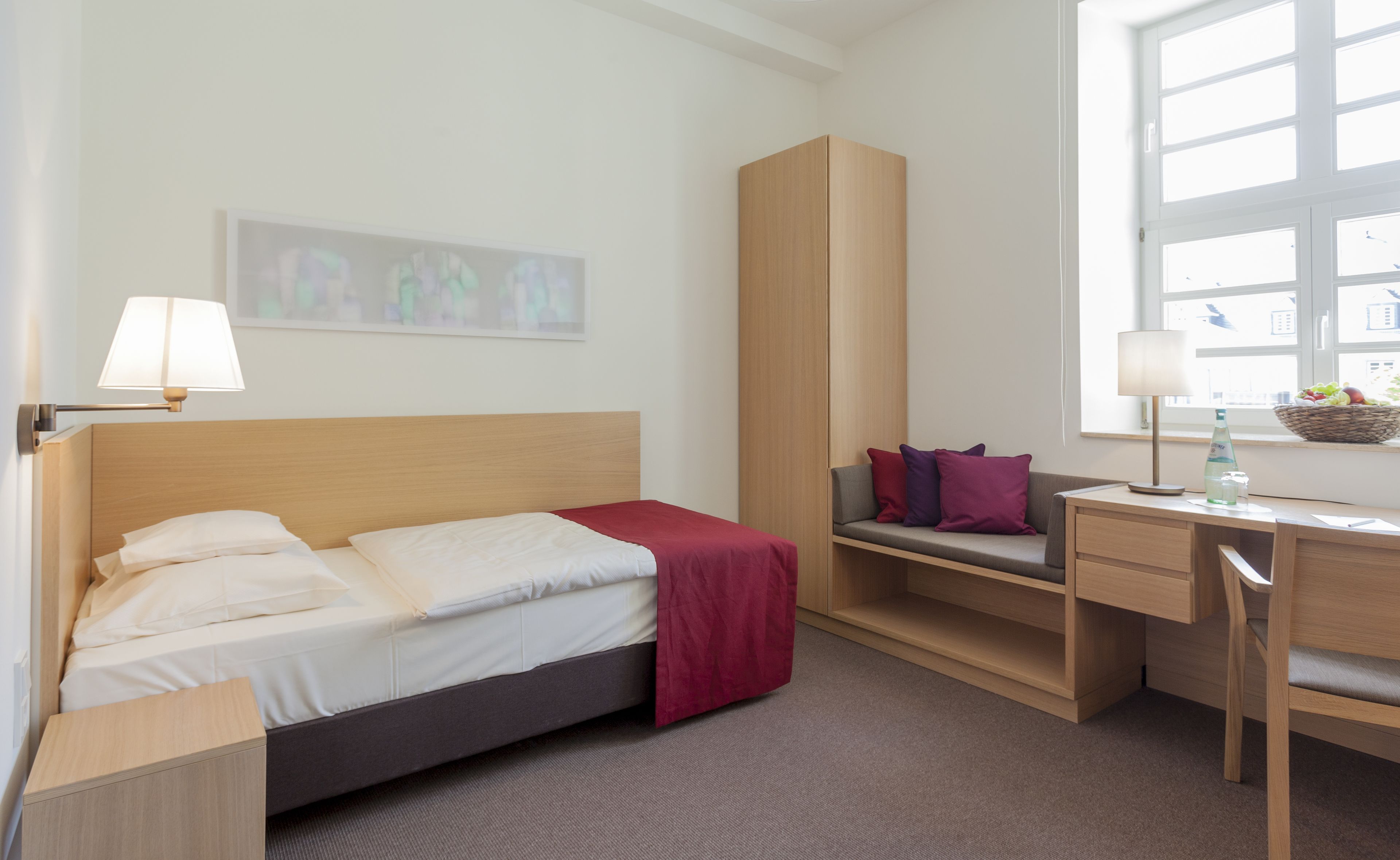 standard double room single use | hypo-allergenic bedding, in-room safe, desk, blackout curtains