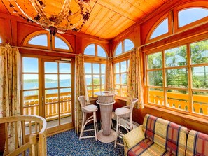 Suite Galerie, dans la tour | Vue de la chambre