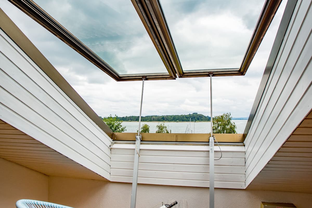 double room (top floor / roof ) | living area | 45-inch flat-screen tv with digital channels, tv