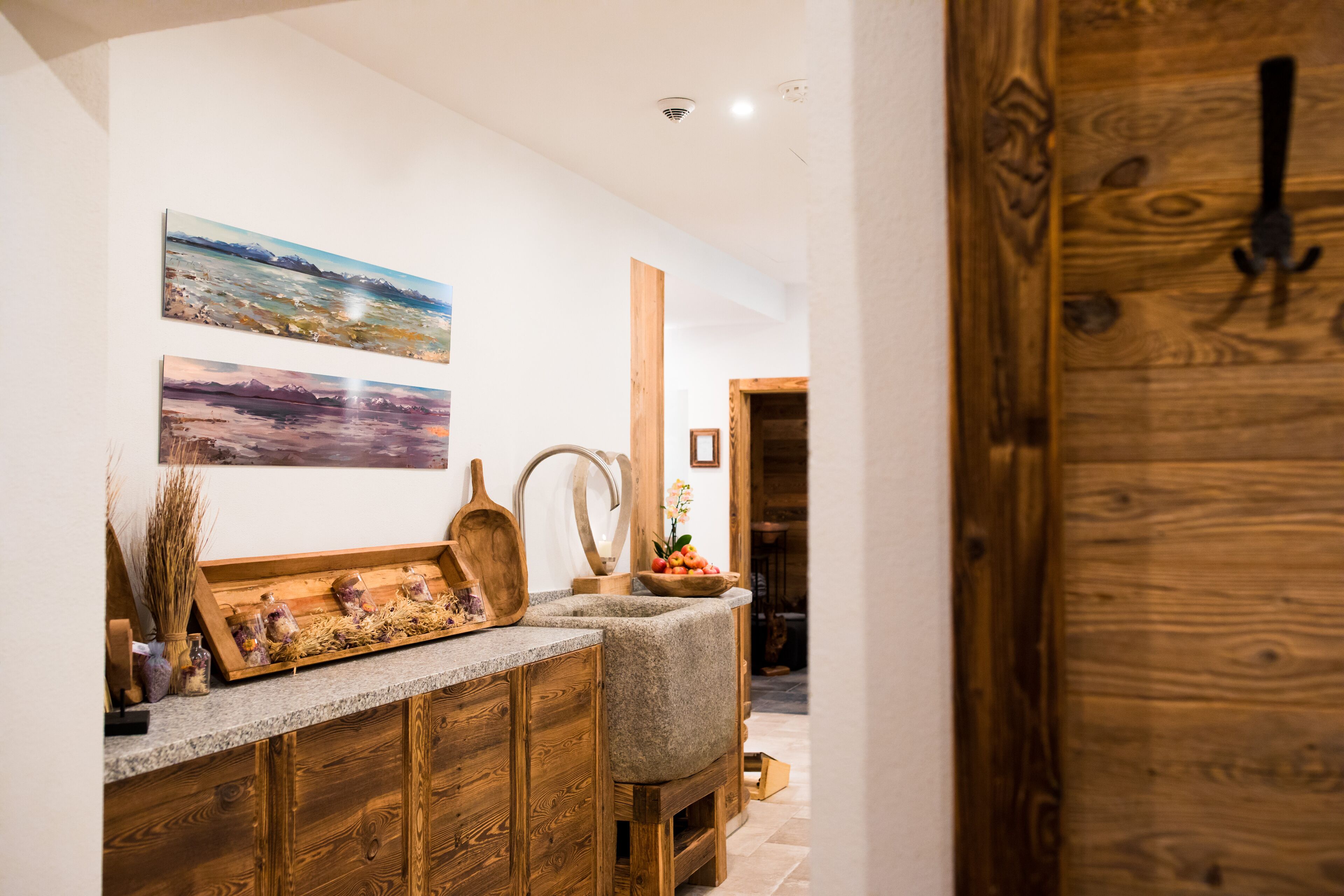 body treatments, body wraps, body scrubs, facials