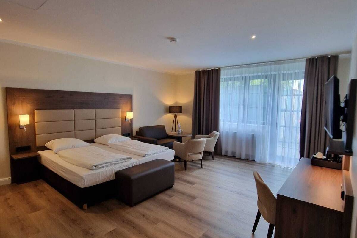 premium studio | hypo-allergenic bedding, minibar, in-room safe, desk