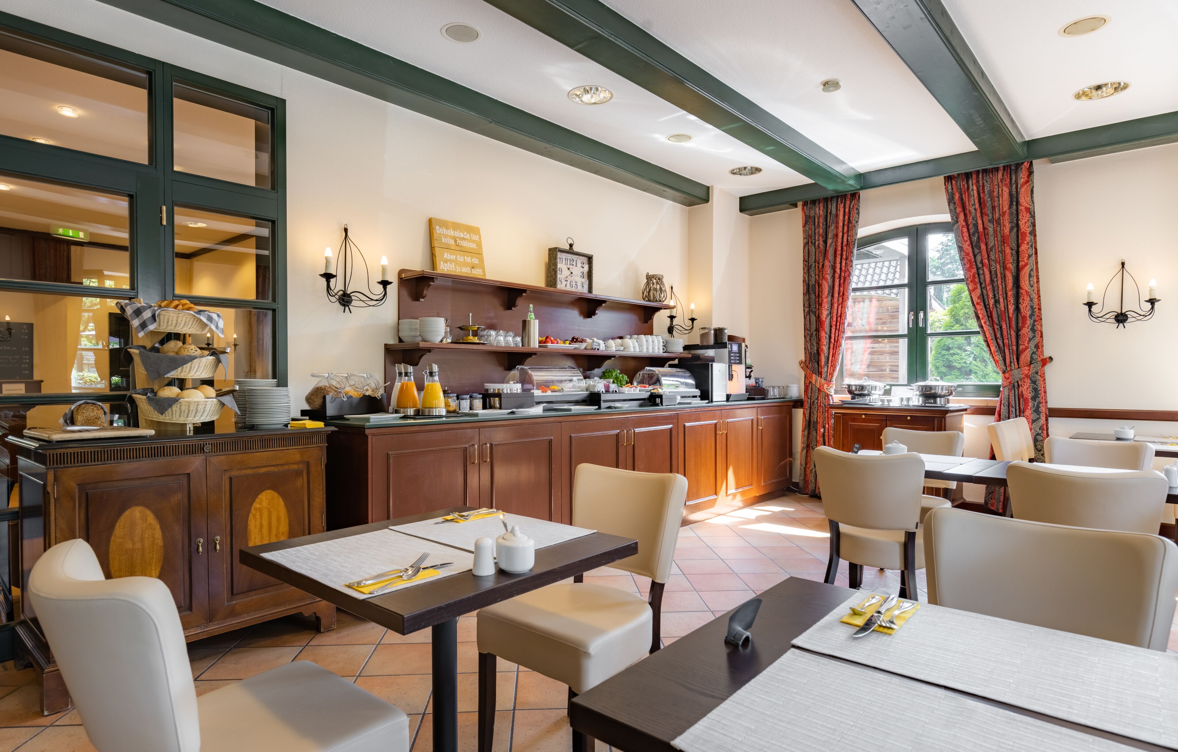 Dagelijks ontbijtbuffet (EUR 15.00 per persoon)