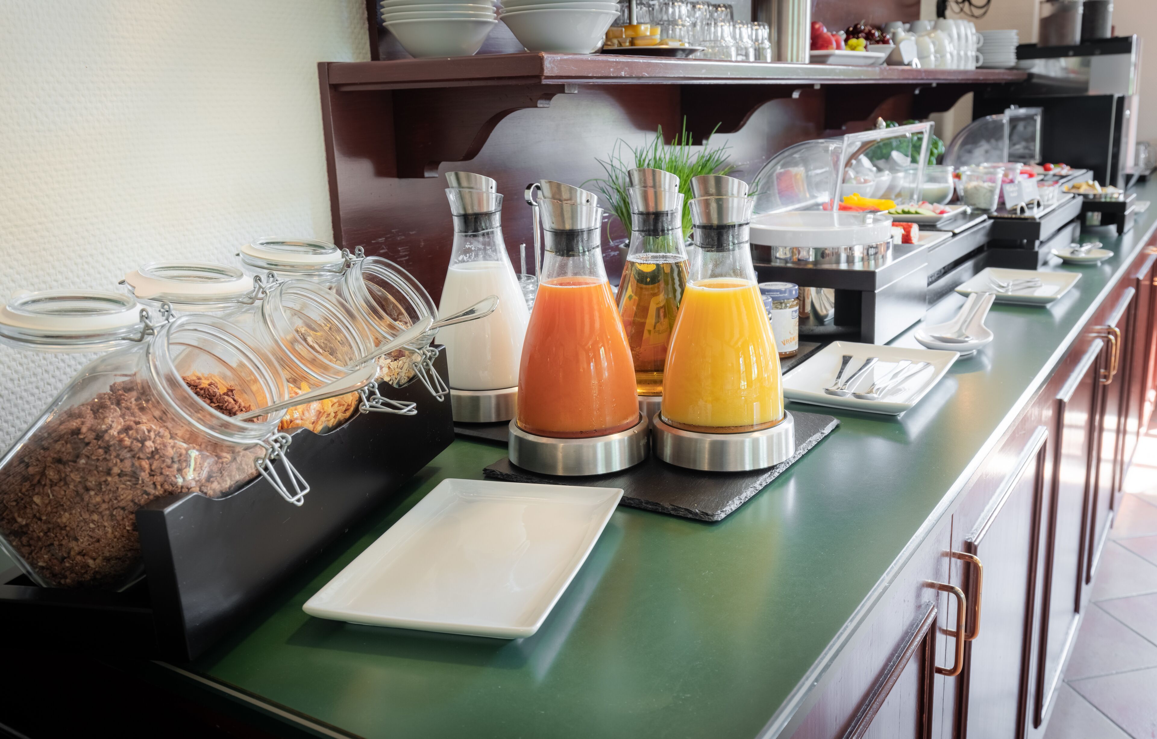 daily buffet breakfast (eur 15.00 per person)