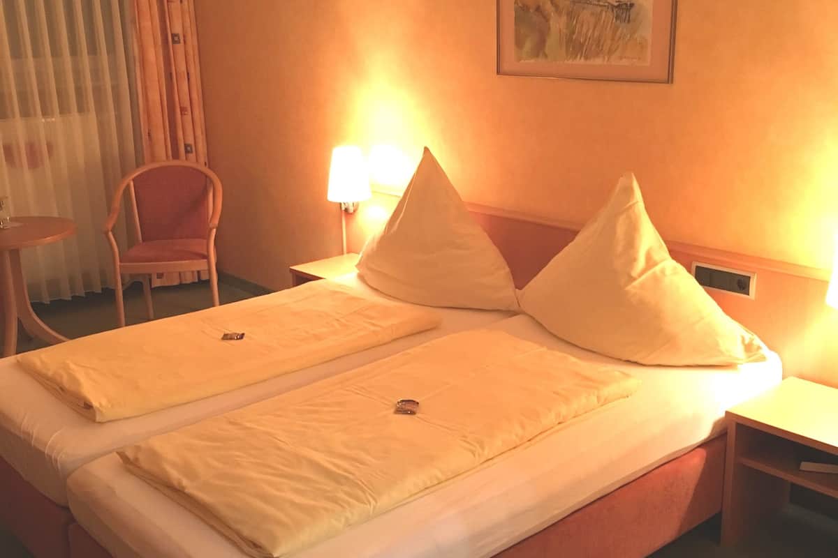 double or twin room | cots/infant beds, rollaway beds, free wifi