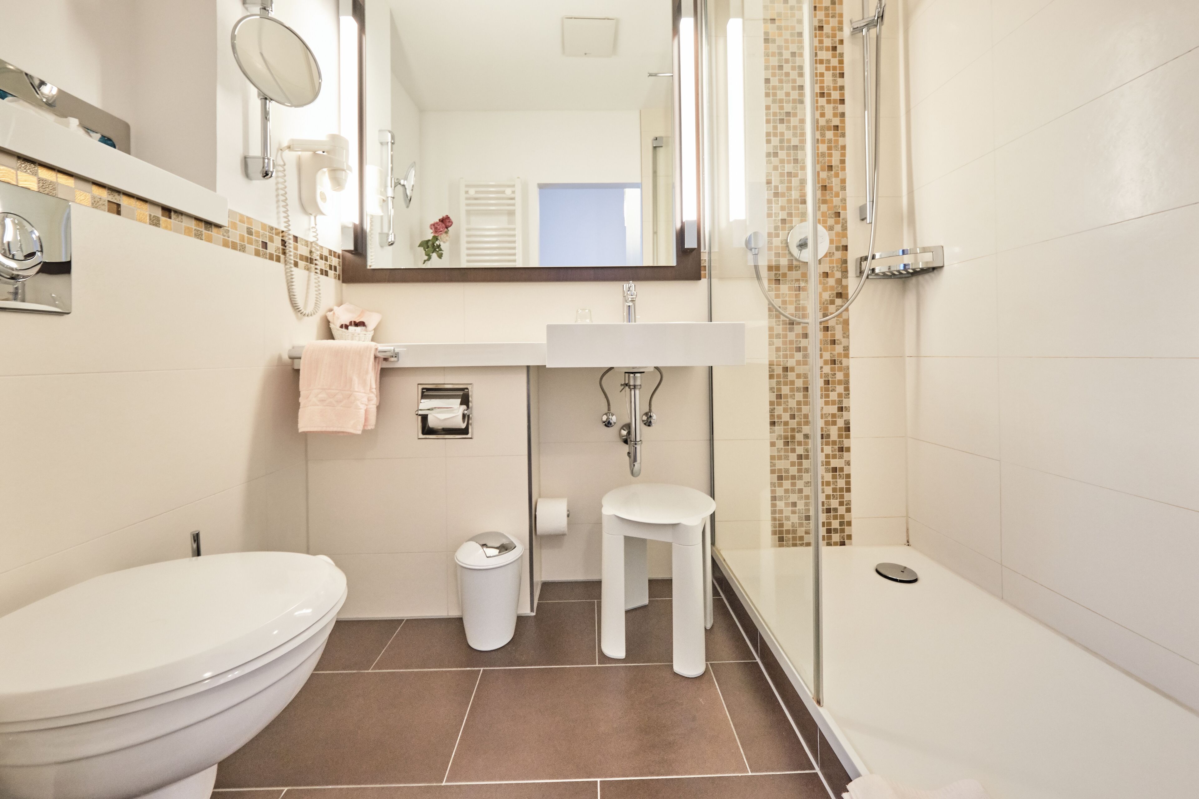 minibar, in-room safe, desk, soundproofing