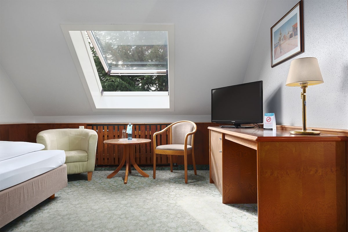 Standard Single Room | 1 bedroom, desk, blackout curtains, free WiFi