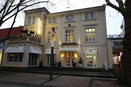 Fachada de la propiedad