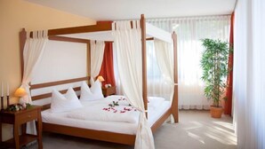 Habitación doble Confort | Sábanas de algodón egipcio, cunas gratuitas, camas extra y wifi gratis 