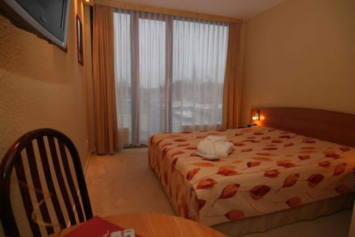 Habitación doble | Sábanas de algodón egipcio, cunas gratuitas, camas extra y wifi gratis