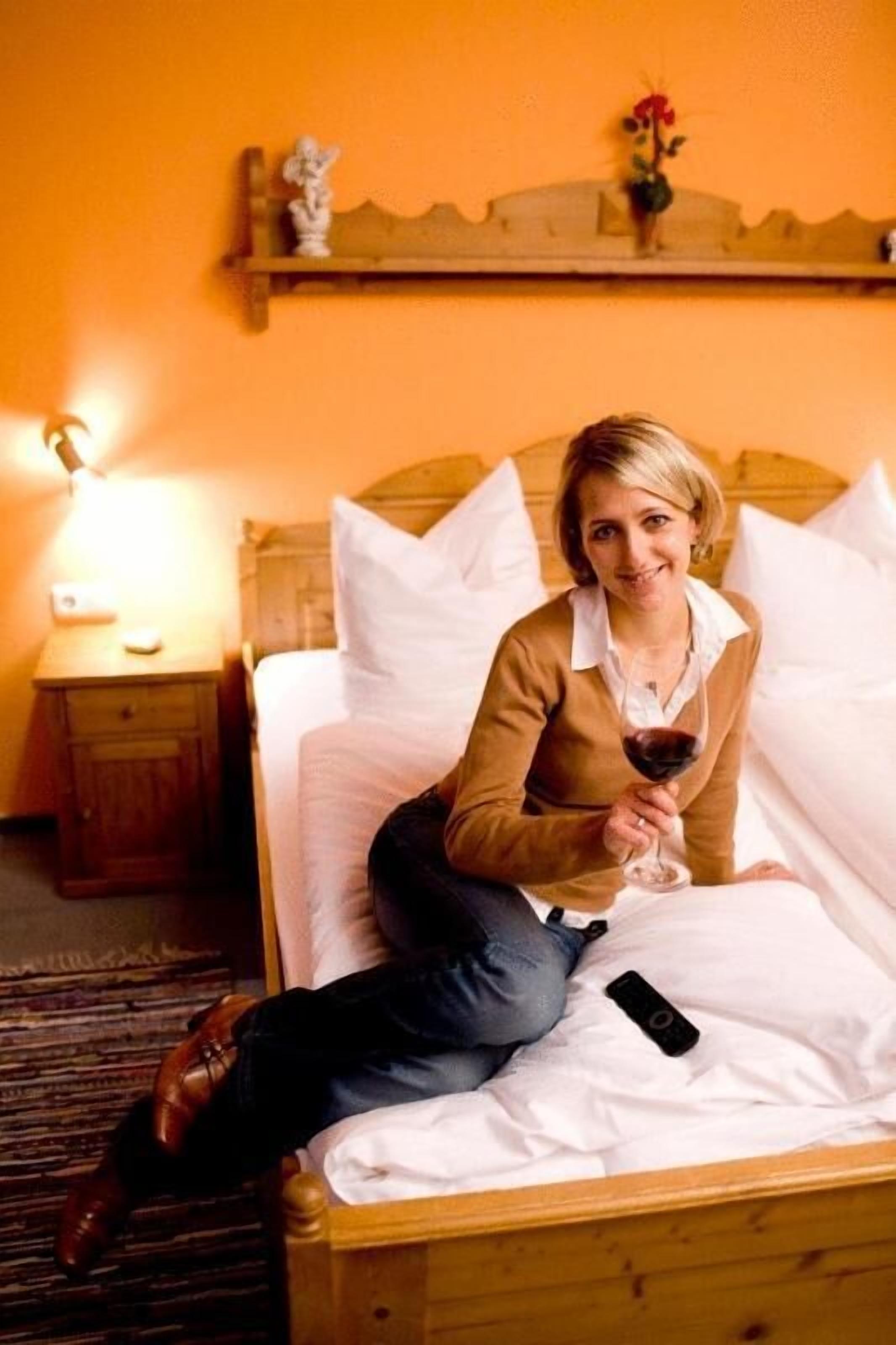 in-room safe, desk, laptop workspace, free wifi