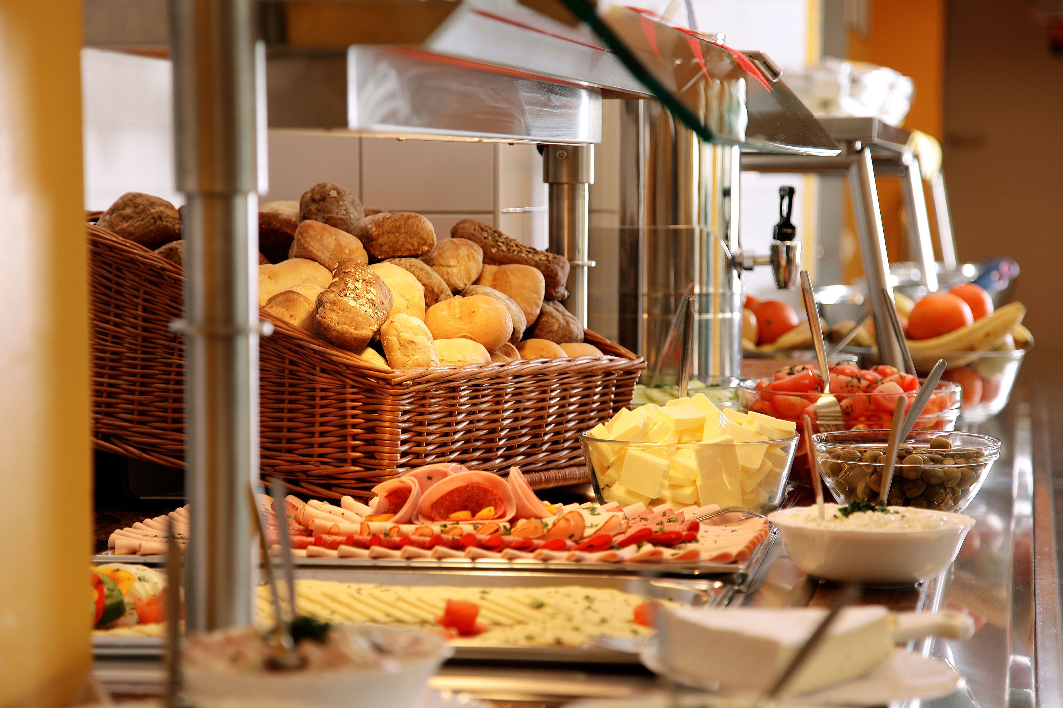 Tägliches Frühstücksbuffet gegen Gebühr