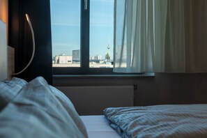 Quarto casal conforto, para não fumantes, ar-condicionado | Vista do quarto