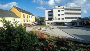 Uklassifisert bilde, 2 av 16, knapp