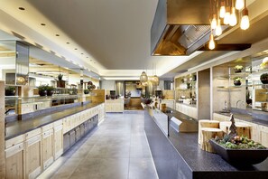 Buffet - Hotel Alpendorf (Sankt Johann im Pongau)
