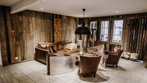 2 barer/lounger og lobbylounge