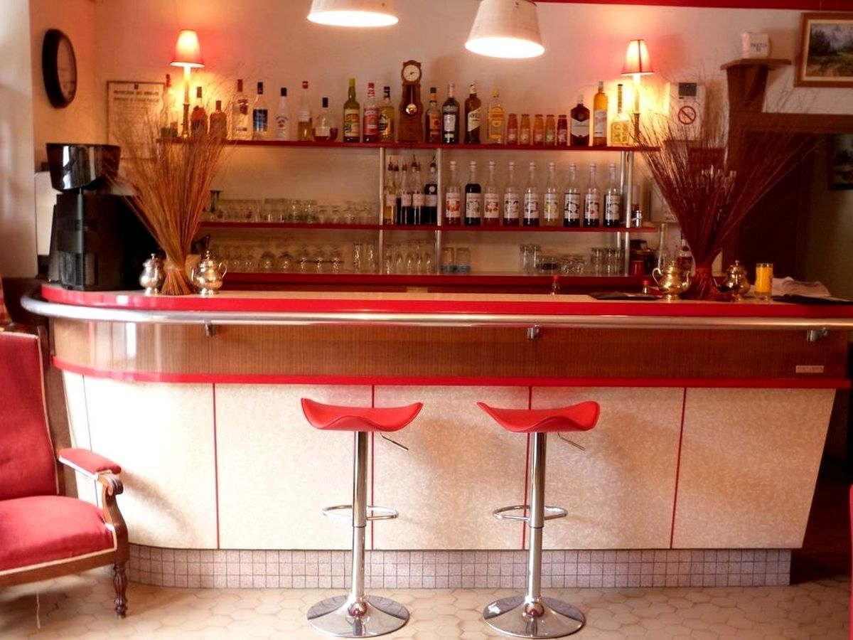 Bar (en la propiedad)