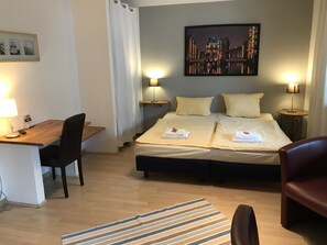 Studio Confort, 1 chambre | Literie hypoallergénique, surmatelas, décoration personnalisée