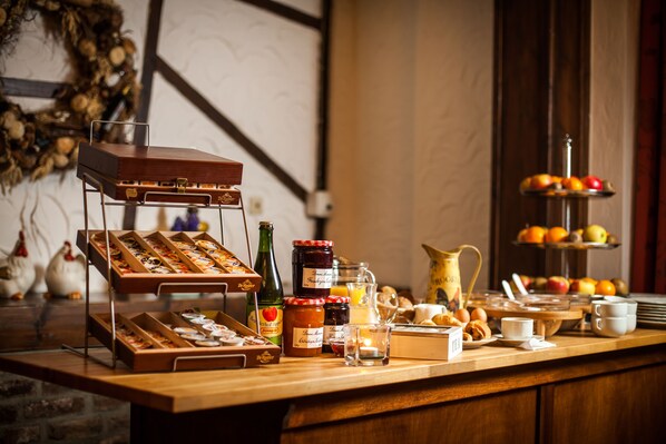 Desayuno buffet todos los días (con cargo)