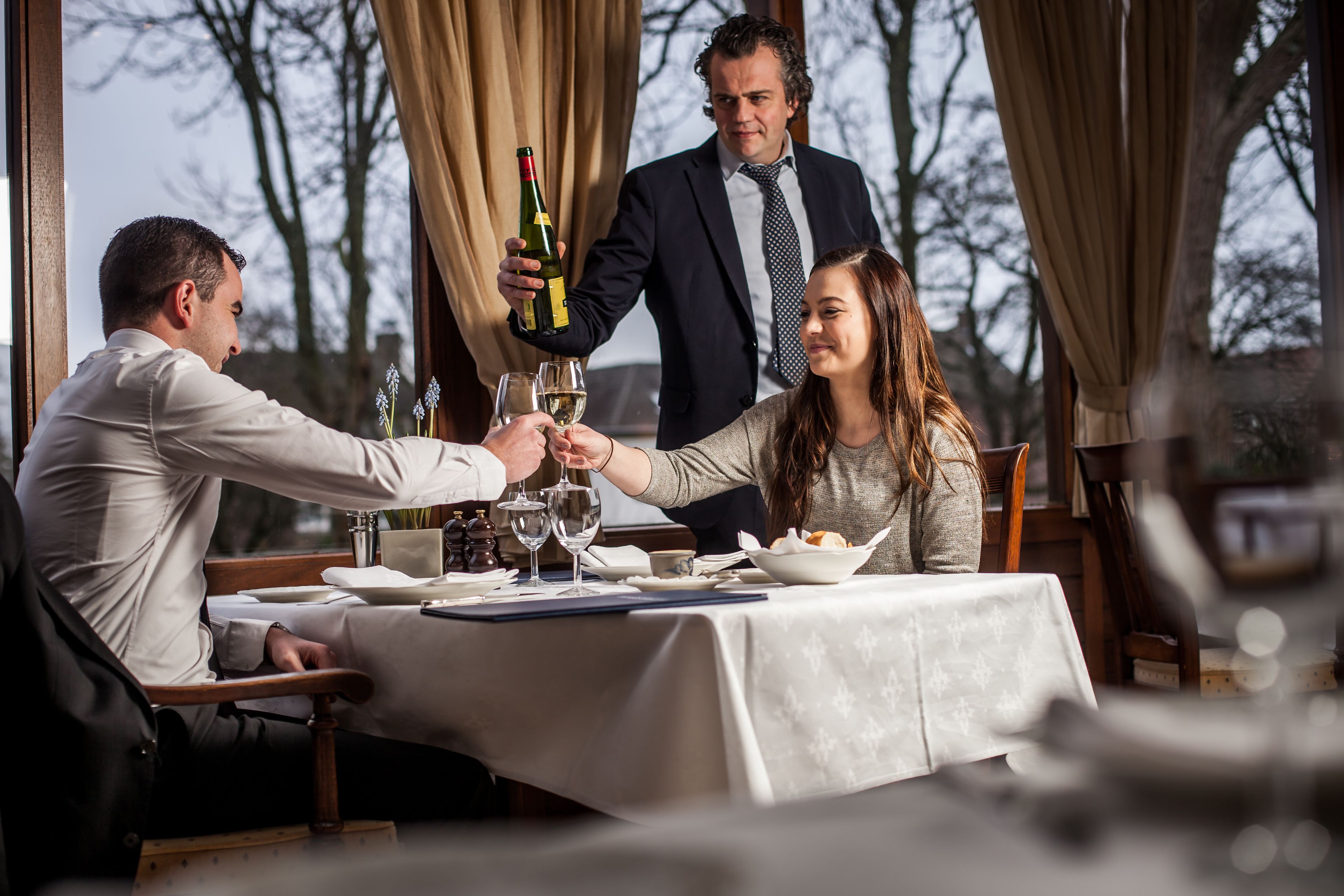 breakfast and dinner served, french cuisine