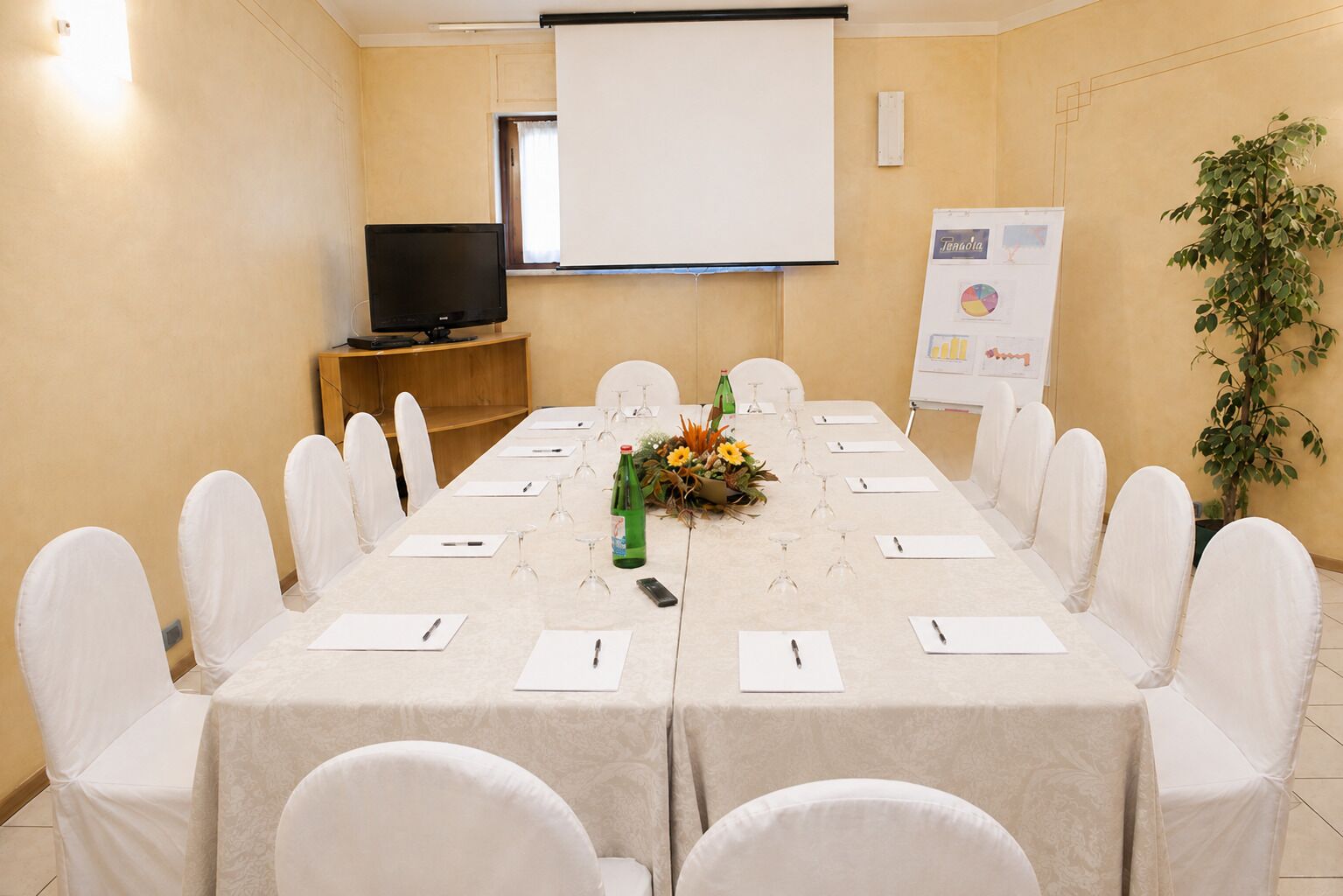 Meeting facility