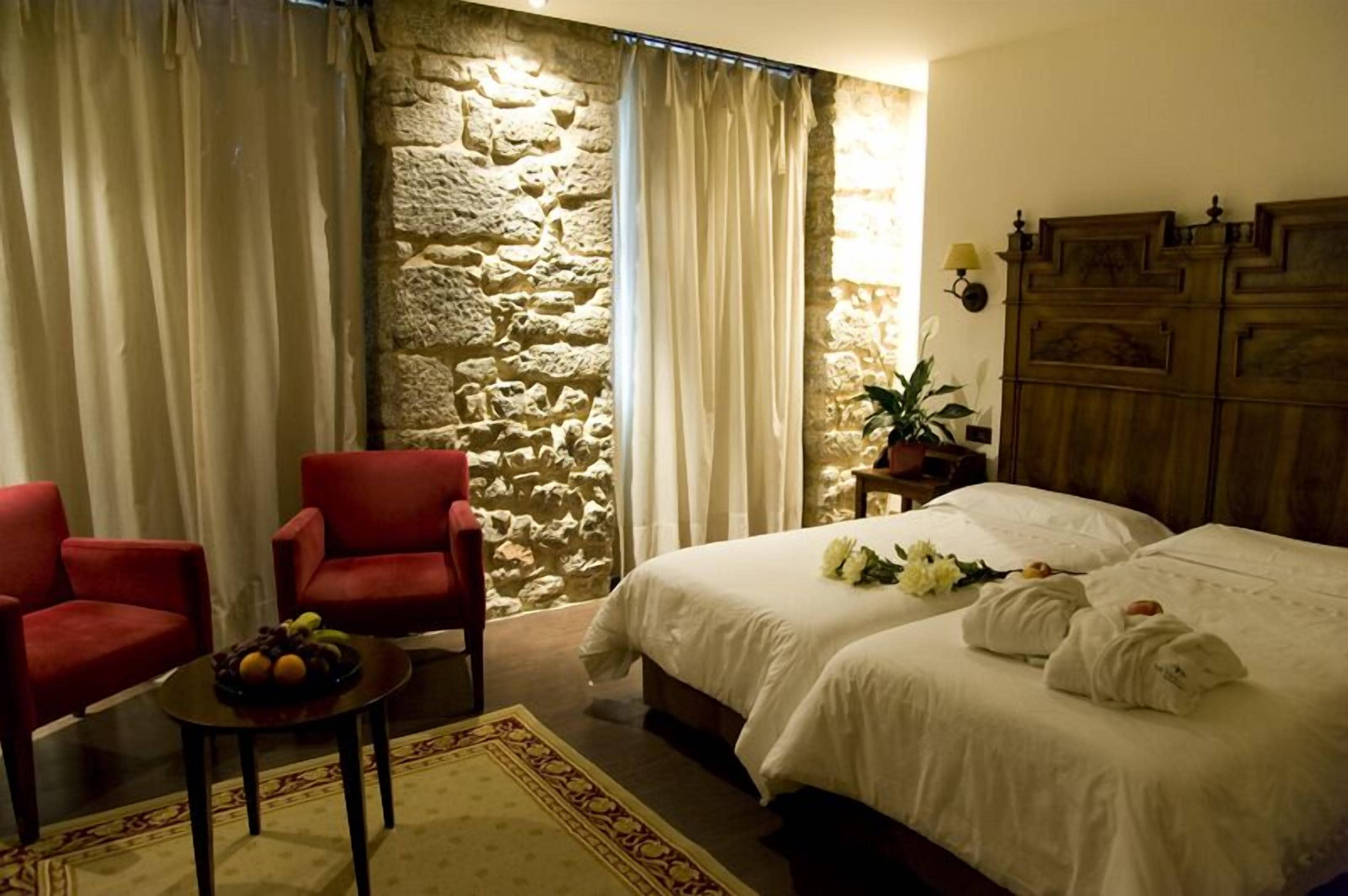 minibar, in-room safe, desk, blackout curtains