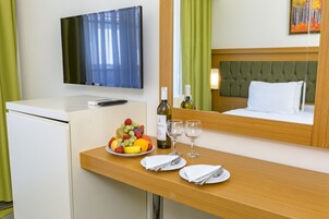 Standard Double or Twin Room | Minibar, in-room safe, free WiFi, bed sheets