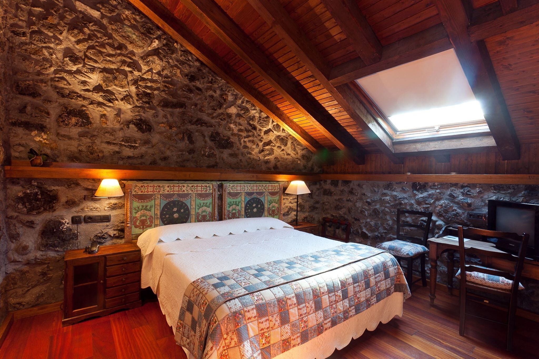 premium bedding, individually decorated, individually furnished, desk