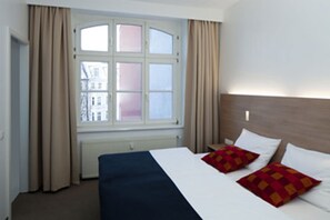 Double Room, Private Bathroom | Hypo-allergenic bedding, in-room safe, individually decorated, desk