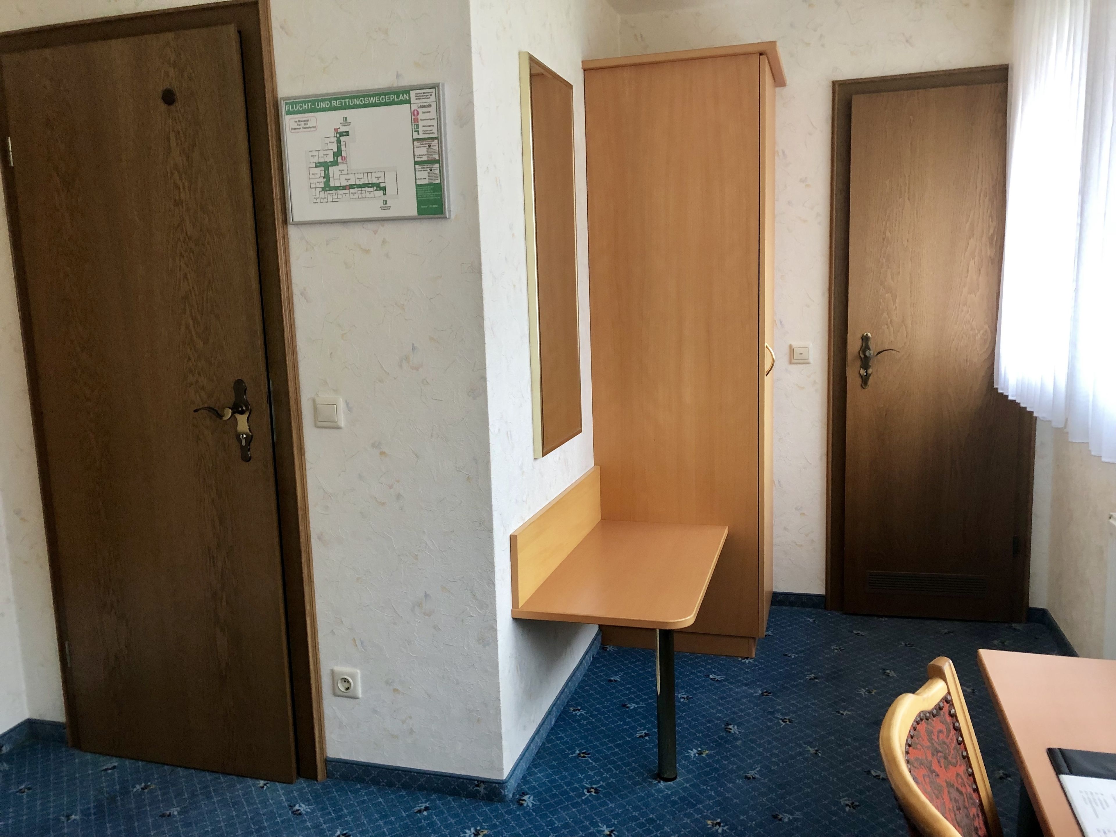 comfort single room | premium bedding, down duvets, in-room safe, desk