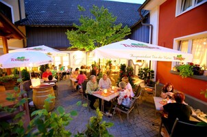 Dinner served, Regional cuisine