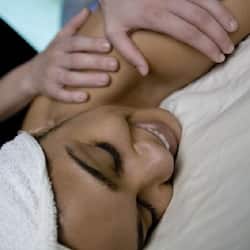 Couples treatment room(s), sauna, hot tub, steam room