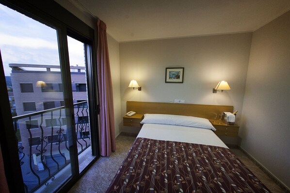 Minibar, in-room safe, desk, blackout curtains