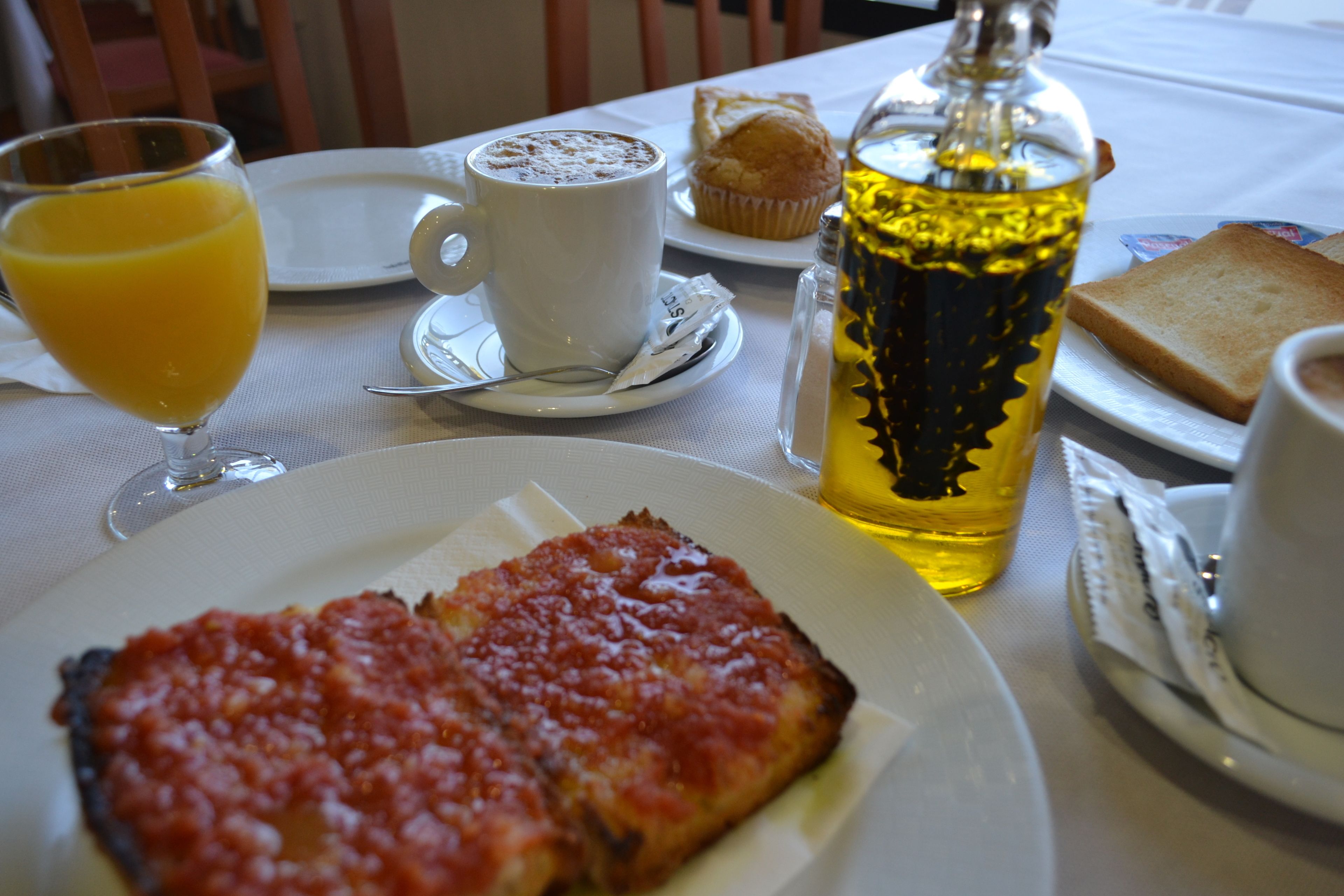 Petit déjeuner buffet servi tous les jours en supplément