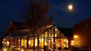 Mặt tiền nơi lưu trú