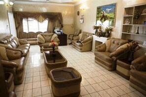 Sala de estar en el lobby