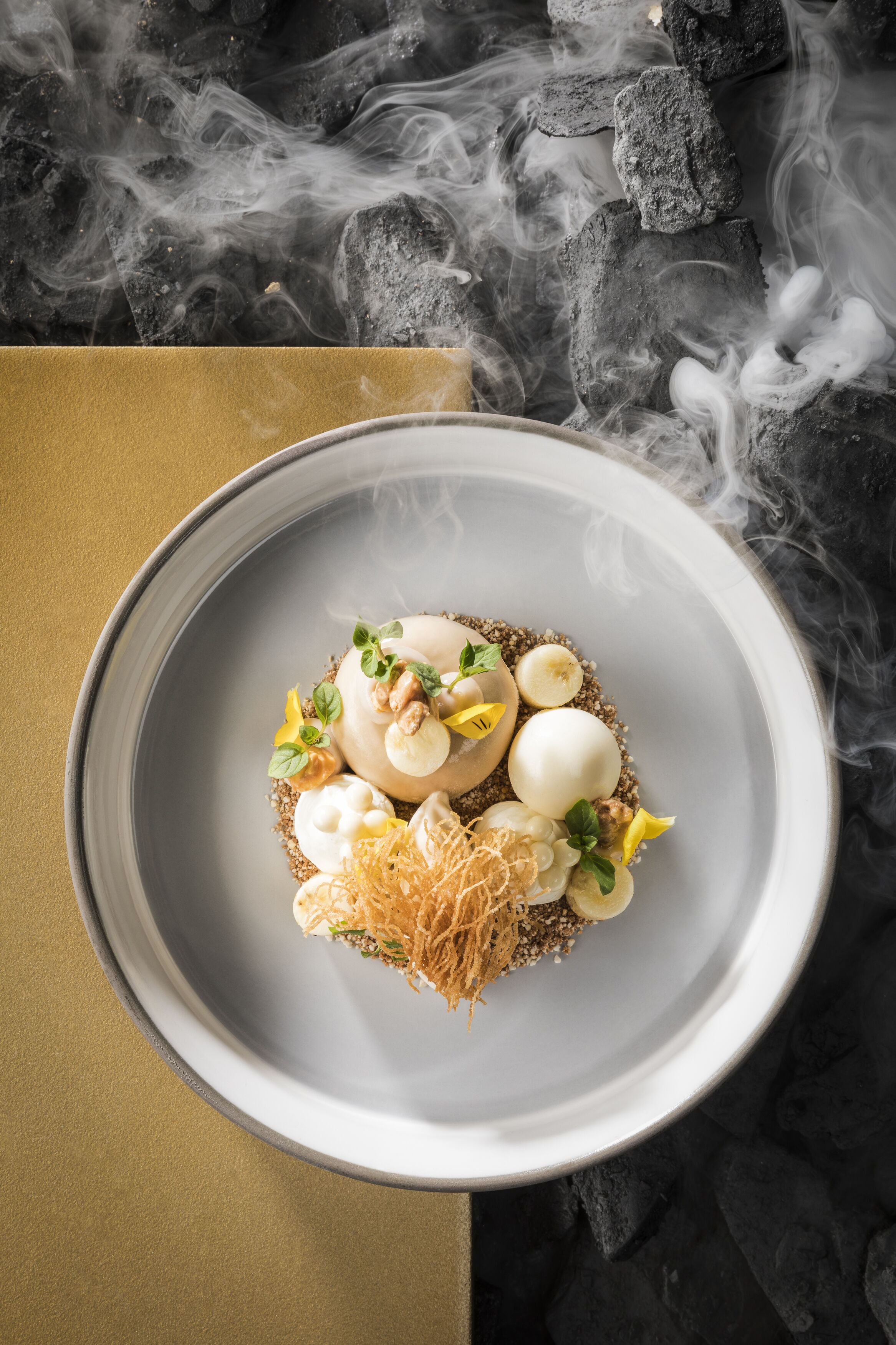 lunch and dinner served, modern european cuisine