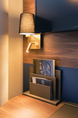 Premium bedding, minibar, desk, soundproofing