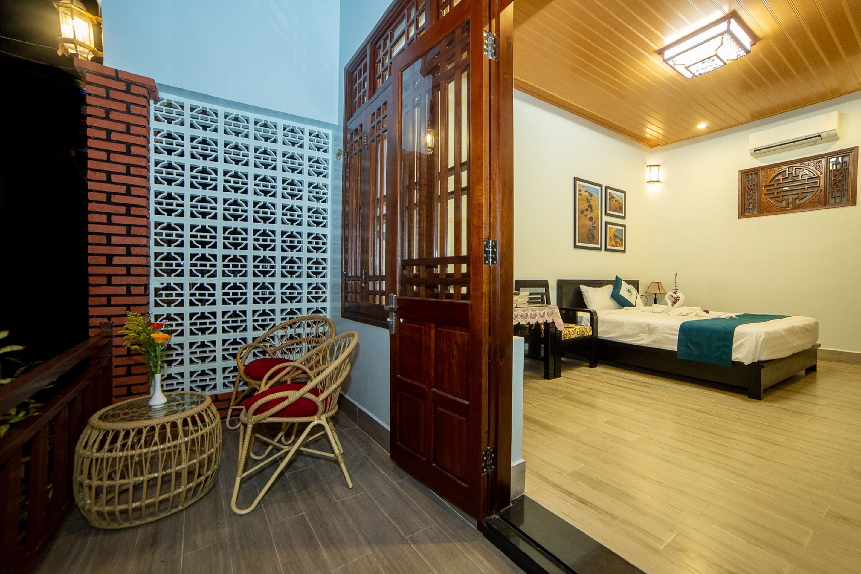 superior double or twin room with garden view | terrace/patio