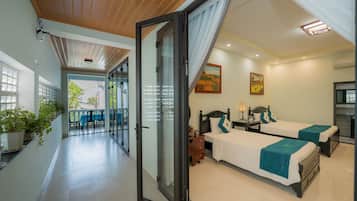 Standard Double or Twin Room | Balcony