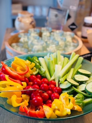 Daily buffet breakfast for a fee
