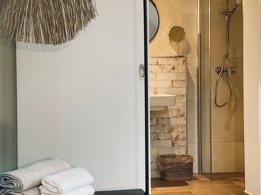 Superior Double Room, 1 Bedroom, Valley View, Courtyard Area | Premium bedding, free minibar, desk, soundproofing