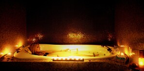 Couples treatment rooms, sauna, steam room, Turkish bath