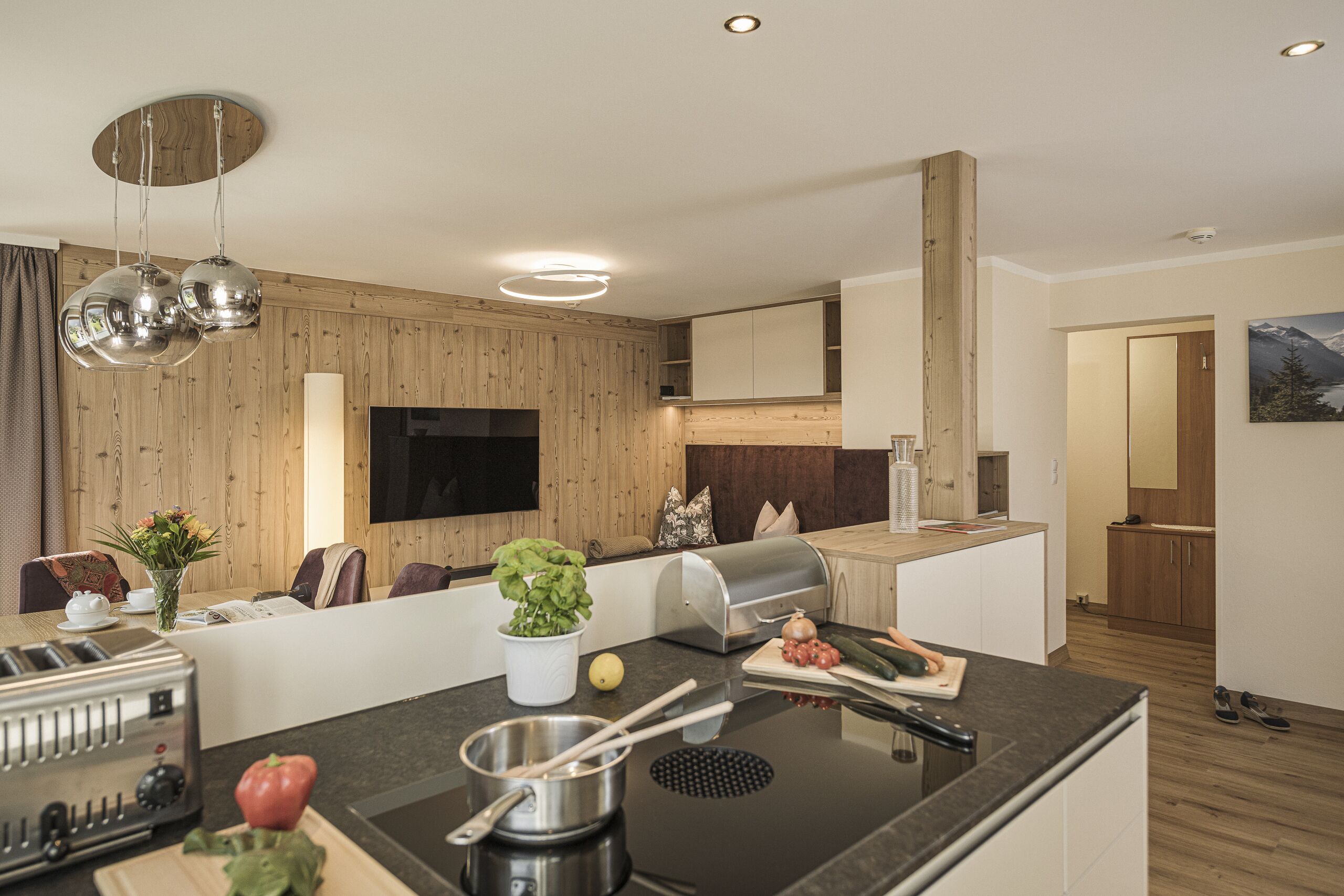 apartment, 2 bedrooms, balcony, mountain view | premium bedding, down duvets, in-room safe, desk