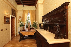 Bar lounge