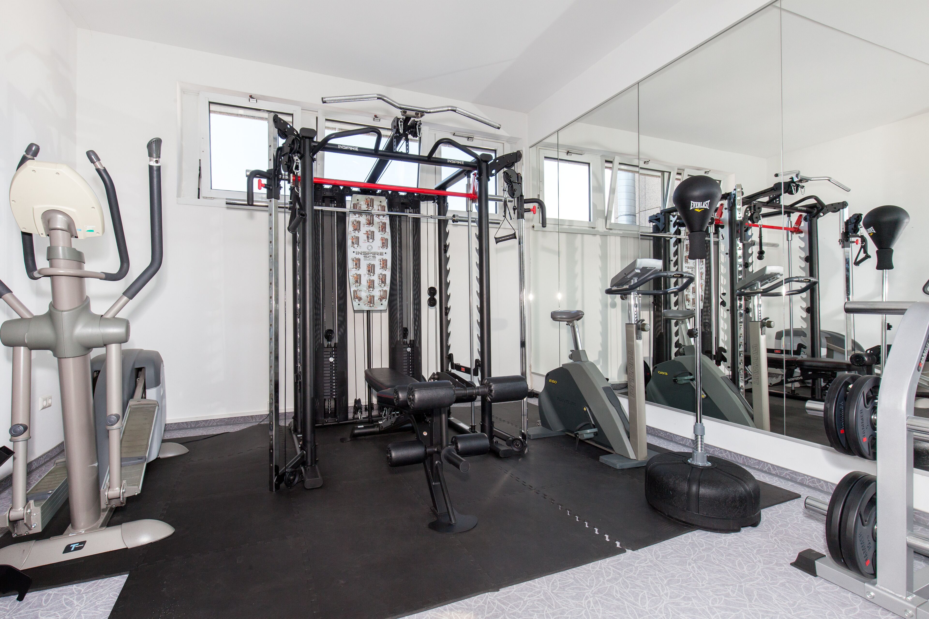 Foto - Paragon Apartments