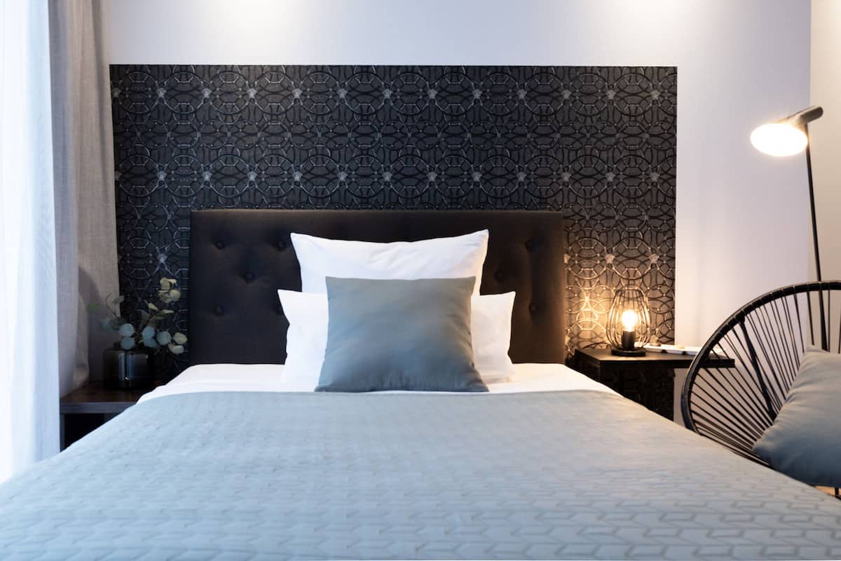 Superior Single Room | 1 bilik tidur, peti besi dalam bilik, meja, langsir/tirai gelap terus