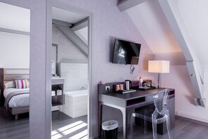 Attic Double Room | Minibar, in-room safe, soundproofing, free cots/infant beds - Grand Hotel & Spa Uriage (Saint-Martin-d'Uriage)